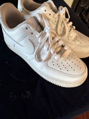 Nike White Leather Low-Top Sneakers
